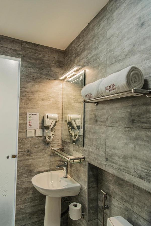 Acacia Beach Hotel 훌루말레 외부 사진