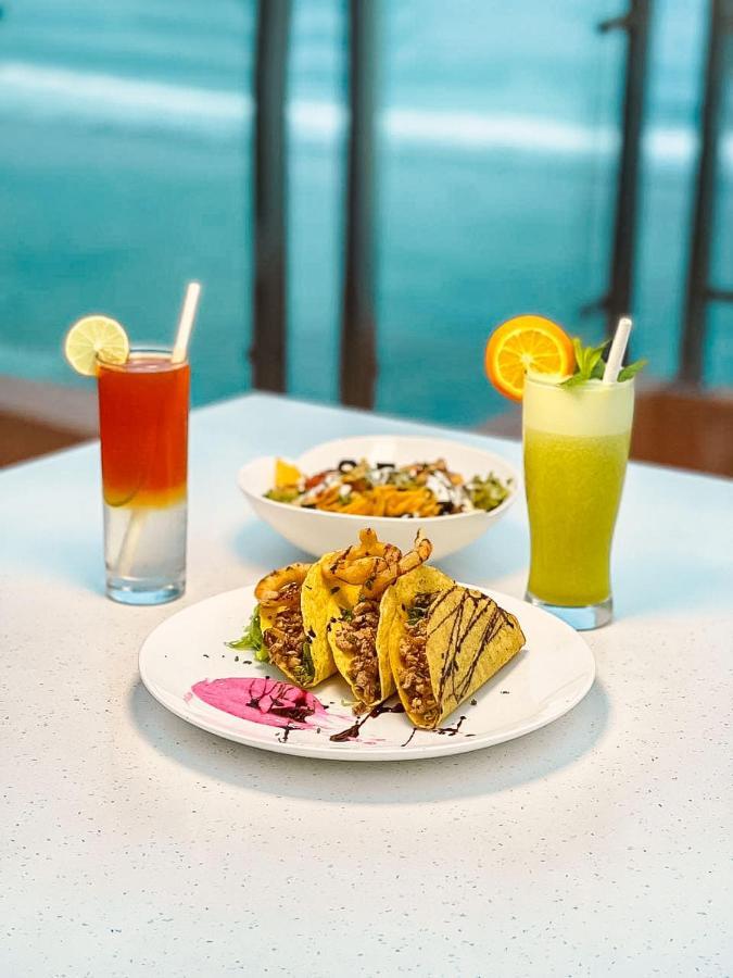 Acacia Beach Hotel 훌루말레 외부 사진